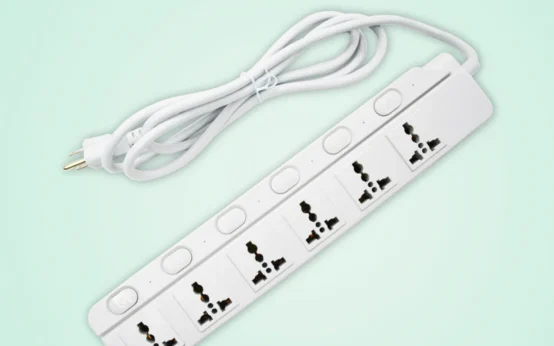 EXTENSION CORD WITH SWITCH
