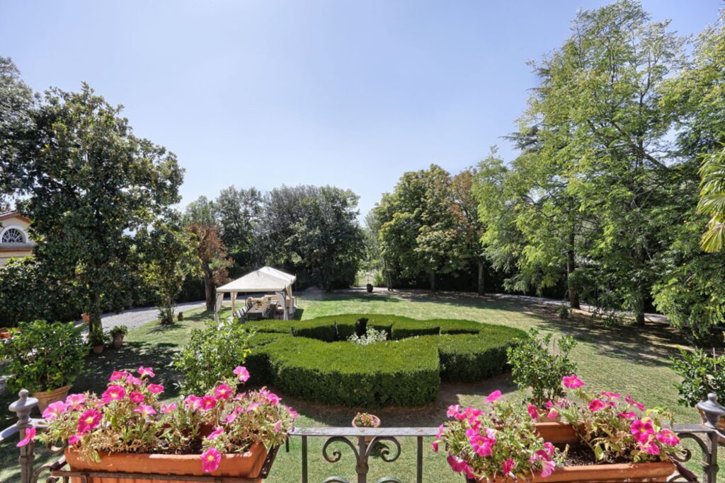 villa clara san vincenzo